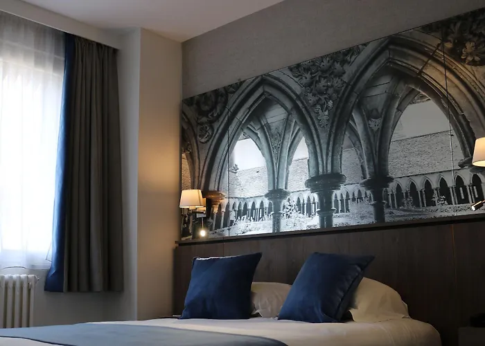 Hotel La Confiance 3*