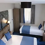 La Confiance Hotel 3*