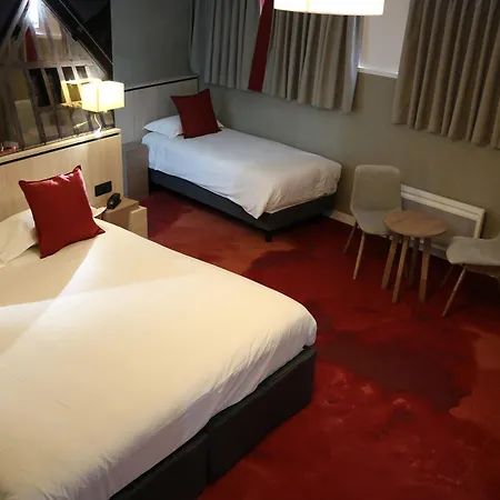 Les Terrasses Poulard Hotel 3*