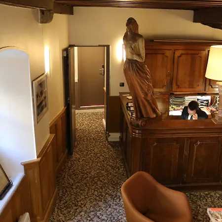 Hotel Les Terrasses Poulard Mont-Saint-Michel