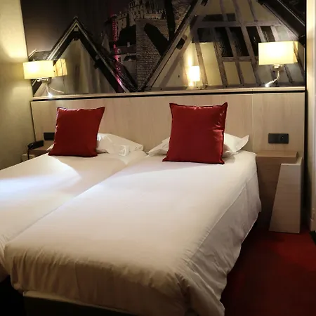 Les Terrasses Poulard 3*