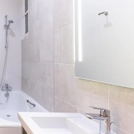 Hotel La Confiance Mont-Saint-Michel