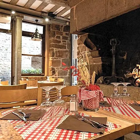 La Confiance Hotel