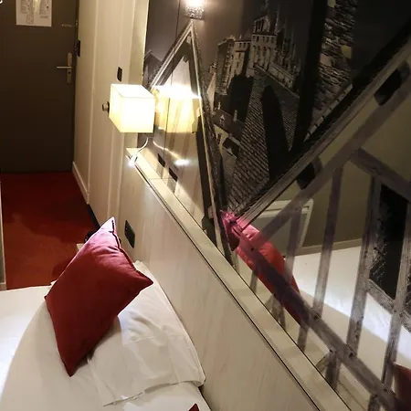 Hotel Les Terrasses Poulard 3*
