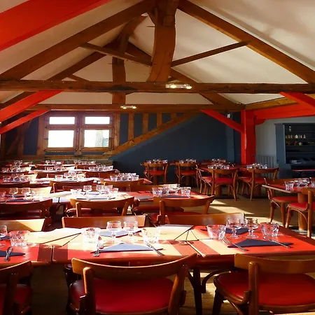 Hotel Les Terrasses Poulard 3*