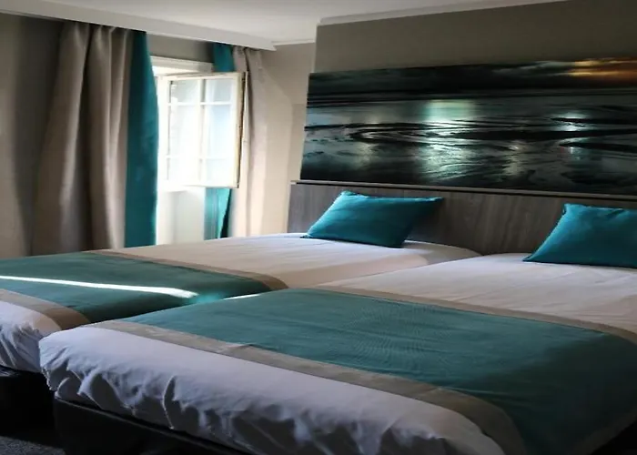 Отель La Confiance Mont-Saint-Michel