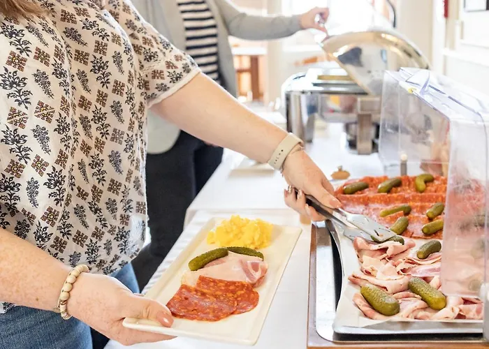 La Confiance Hotel 3*