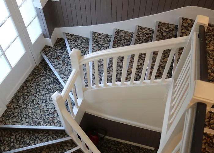 La Confiance Отель