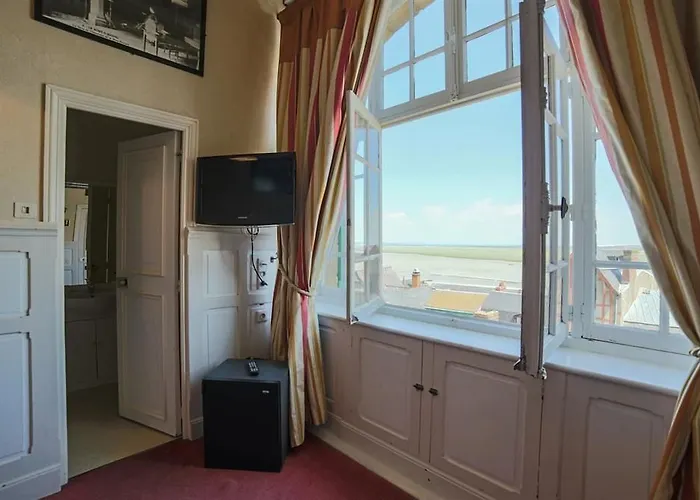 Отель La Confiance